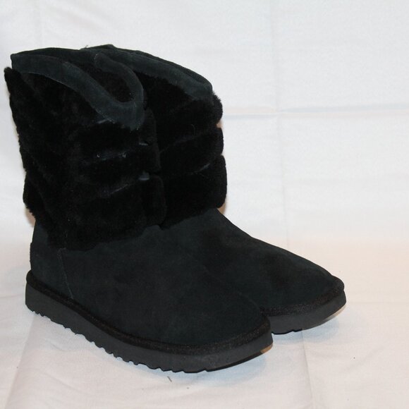 UGG WOMEN'S TANIA CLASSIC SHORT SHEARLING SUEDE WINTER BOOTS BLACK SZ‎ 6 - Picture 2 of 6